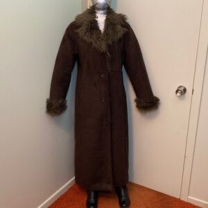 Long Brown Faux-Suede Trench Coat with Faux-Fur Trim